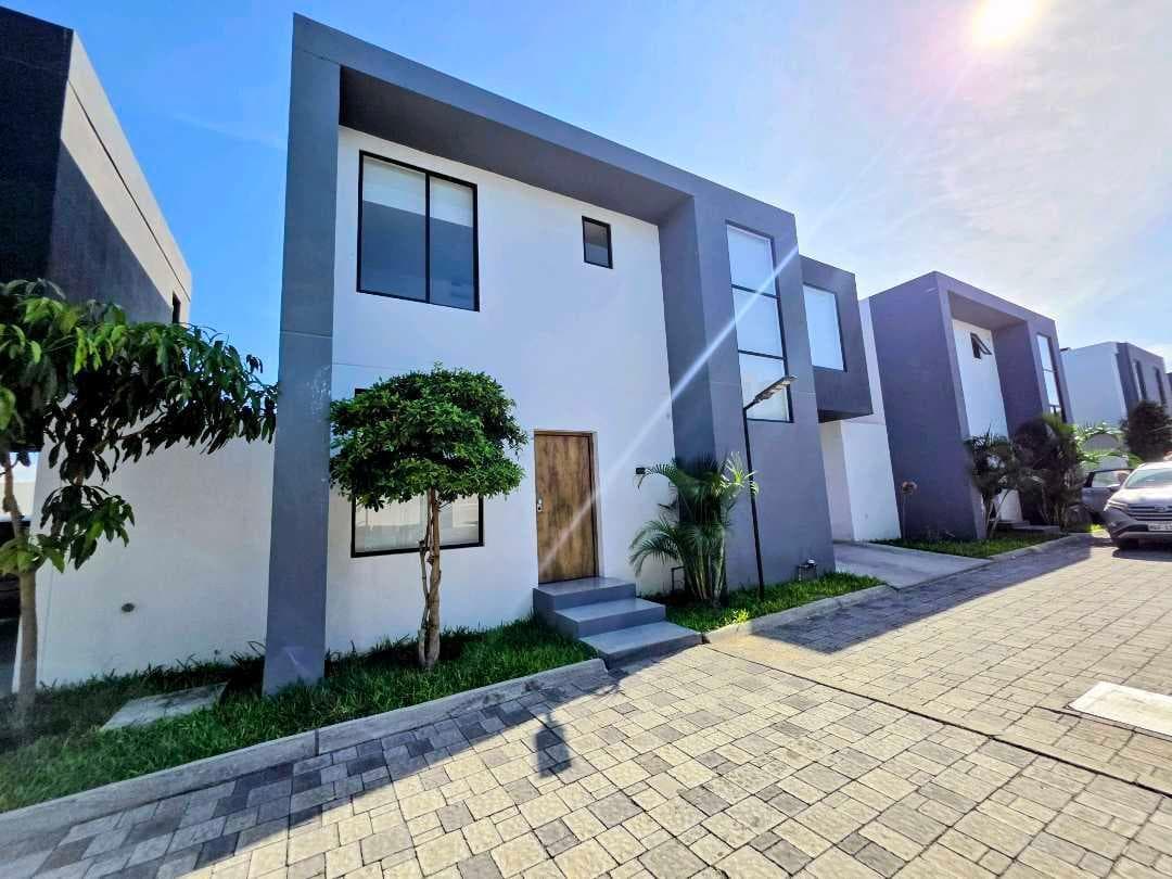 Casa en venta en Manta, Manabí