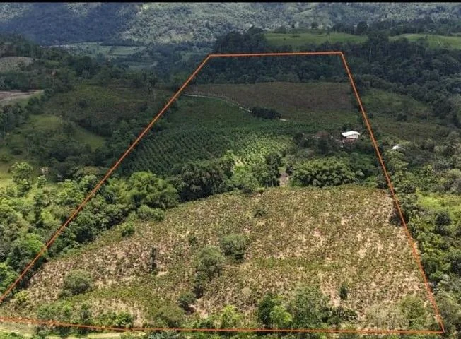 Terreno en venta en Puerto Quito, Pichincha