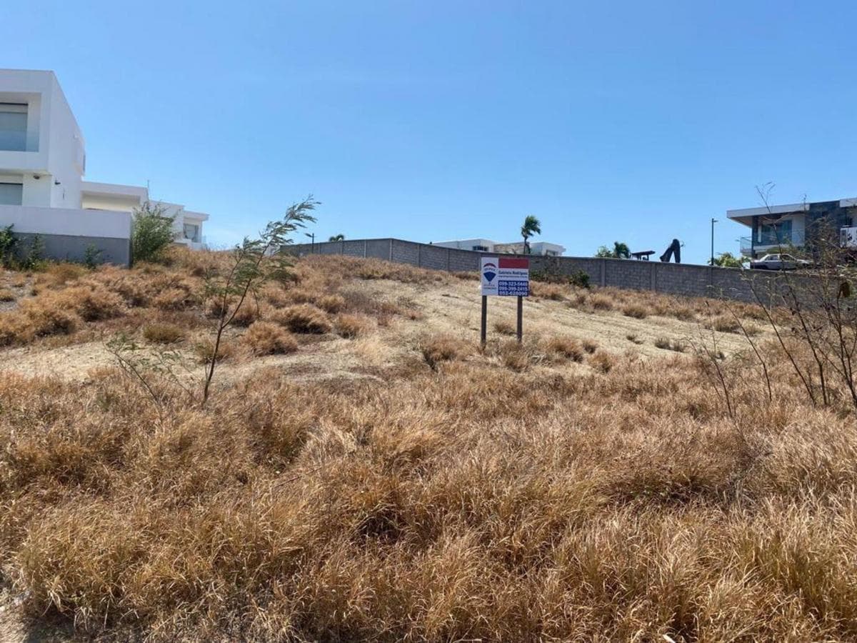 Terreno en venta en Manta, Manabí
