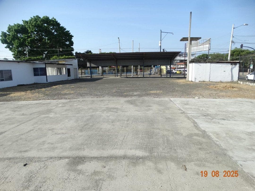 Terreno en venta en Portoviejo, Manabí