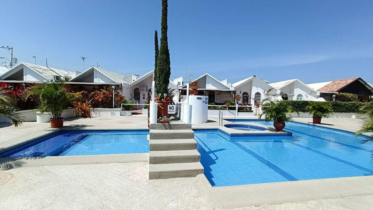Casa en venta en Salinas, Santa Elena
