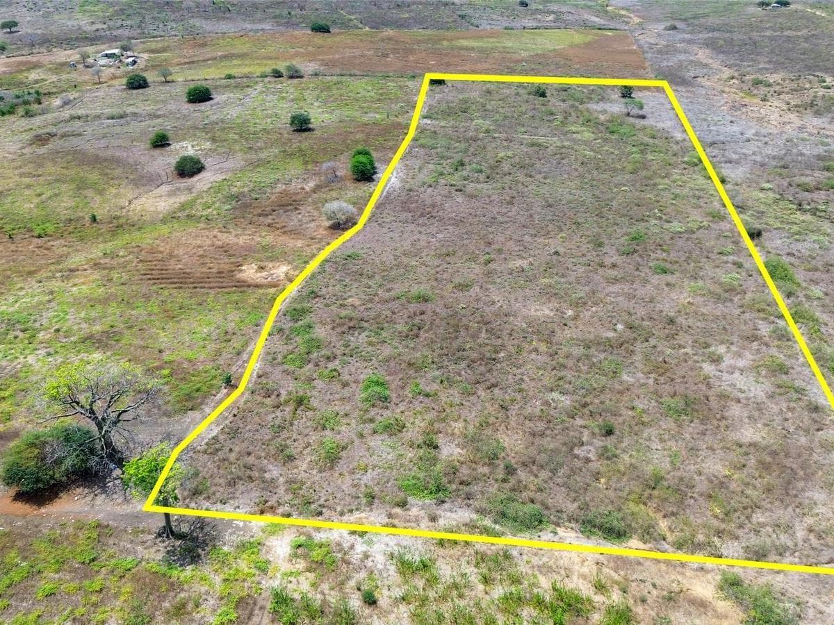 Terreno en venta en Playas, Guayas