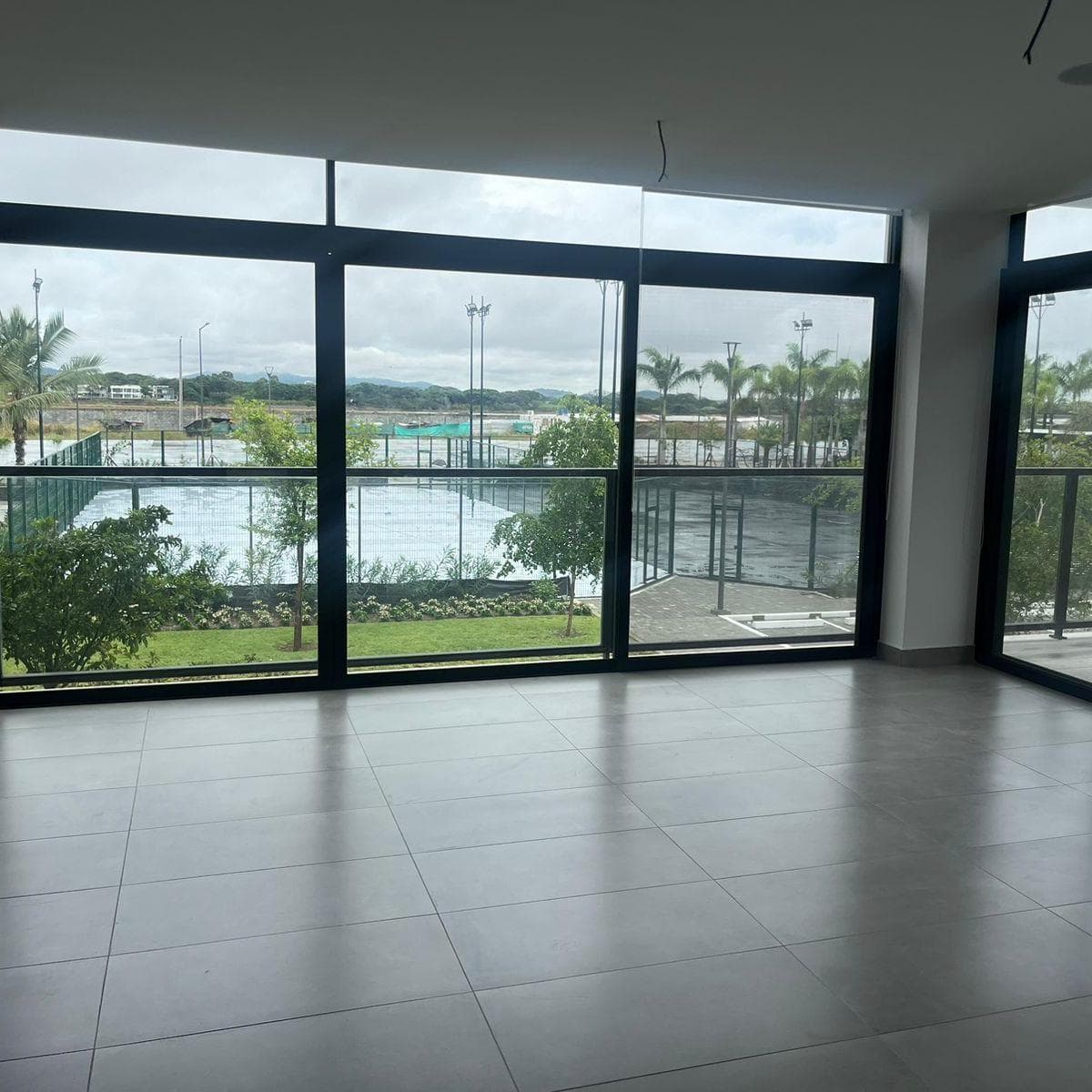 Icon Bay Departamento 3 Dorm. Balcon, Guayas — imagen 1