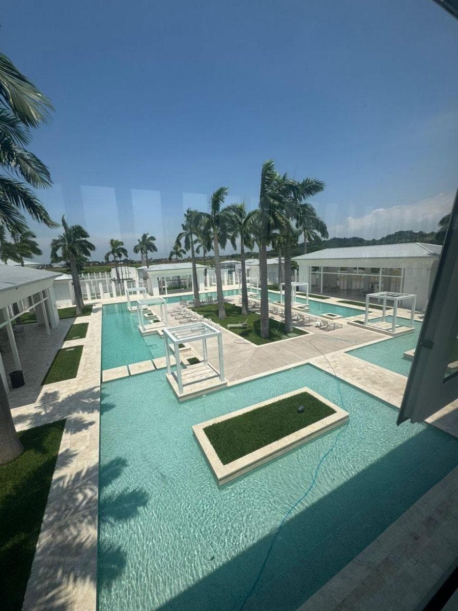 Casa con 600 m² Terreno, 4 Recámaras en Venta en Samborondón Parques de Batan, Guayas — imagen 8