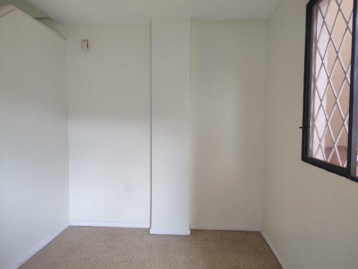 Casa de Venta en Samanes 6, 4 Dorm., Parqueo Cerrado. Guayas — imagen 8