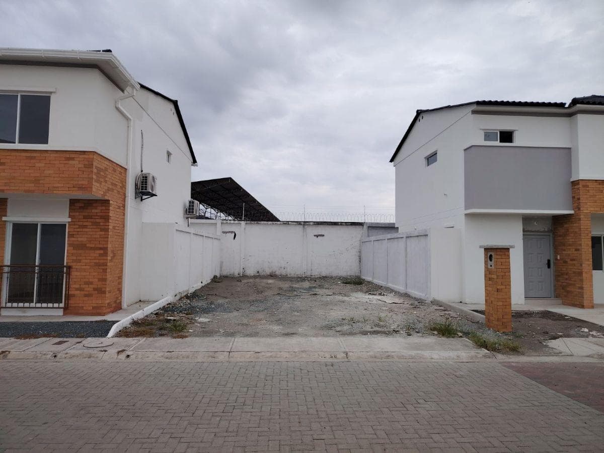 Venta de Terreno en Urbanizacion Savali. Excelente Ubicacion. Libre de Hipoteca. Pago Solo de Con, Guayas — imagen 7