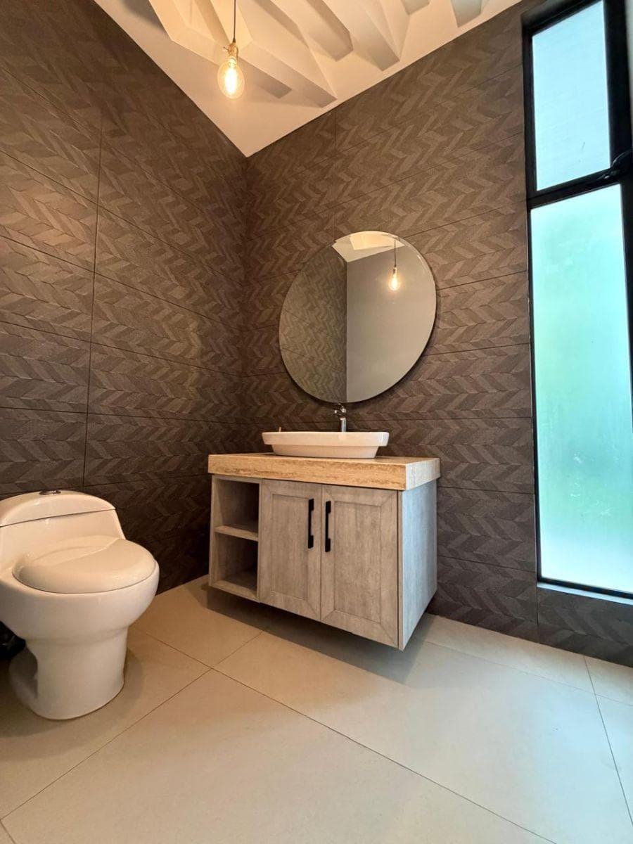 De Lujo Casa Al Lago en Venta - Isla Mocoli, Guayas — imagen 4