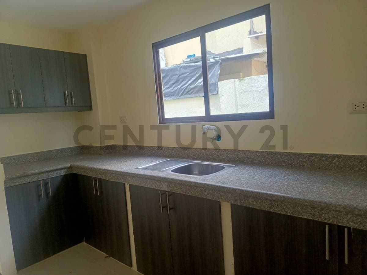 Venta Casa en Urbanización La Rioja, a Estrenar V. Bah, Guayas — imagen 5
