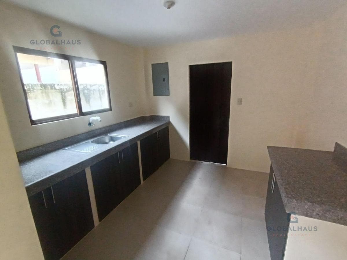 Venta Casa Urb. La Rioja, Av León Febrés Cordero, 3 Habitaciones, G. V. Guayas — imagen 9