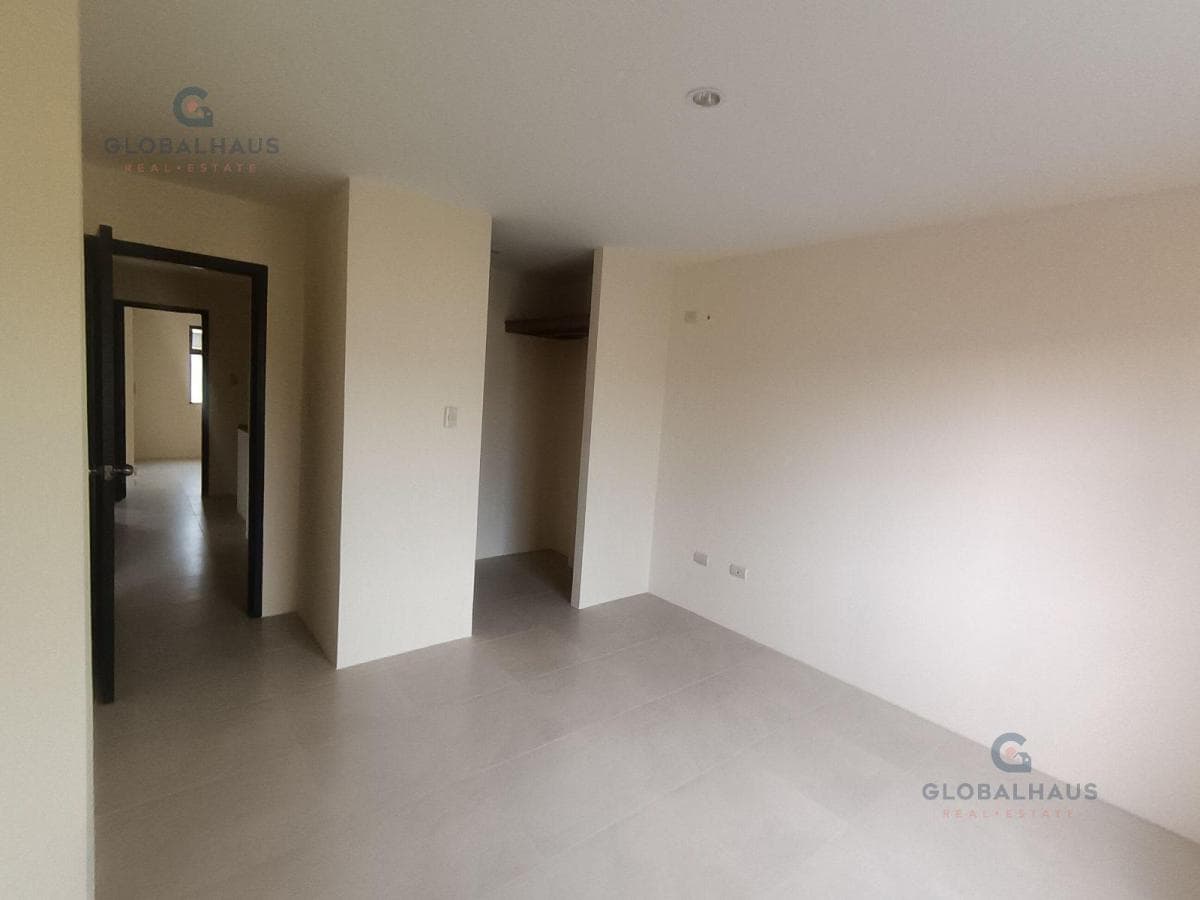 Venta Casa Urb. La Rioja, Av León Febrés Cordero, 3 Habitaciones, G. V. Guayas — imagen 6