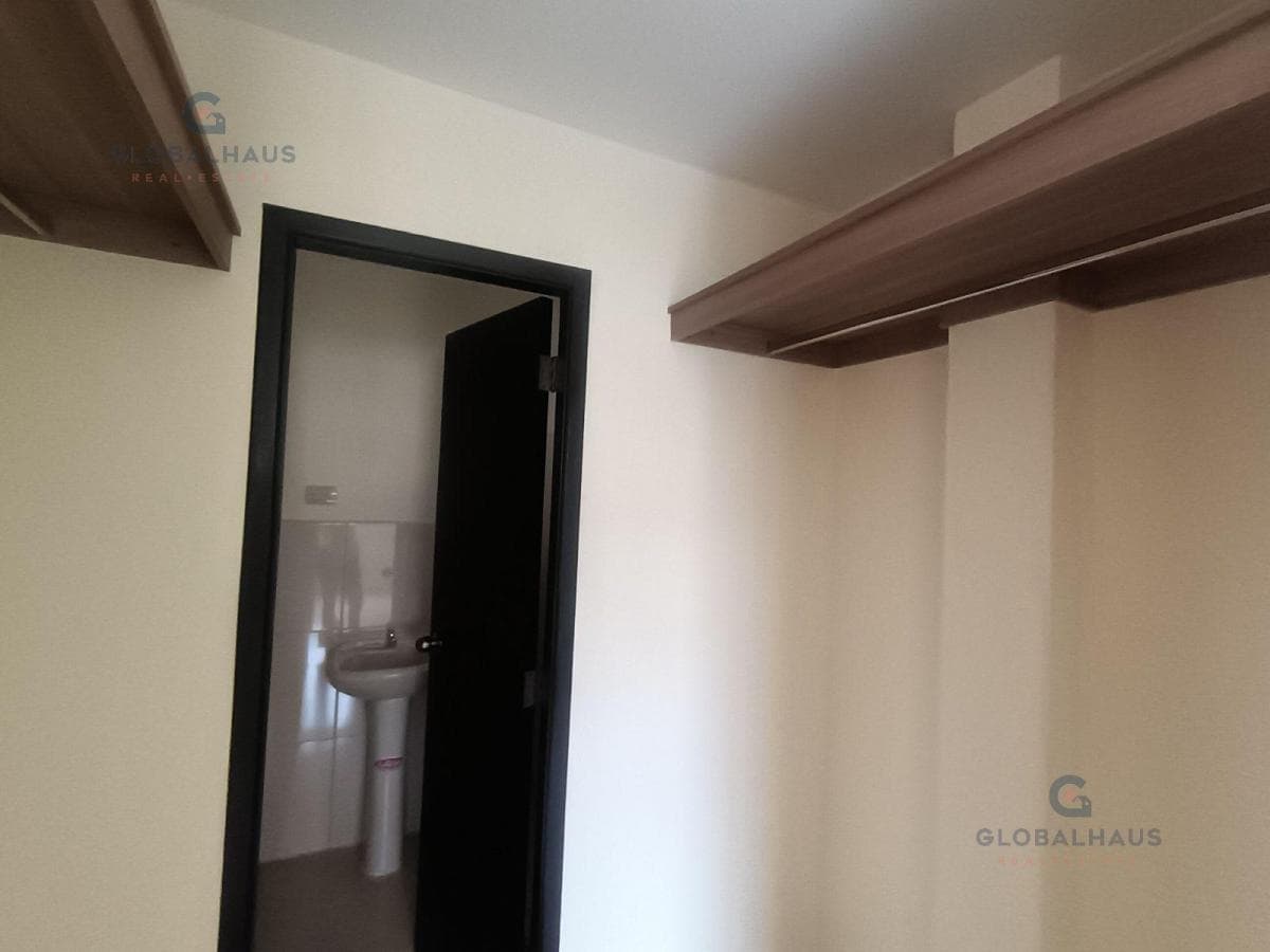Venta Casa Urb. La Rioja, Av León Febrés Cordero, 3 Habitaciones, G. V. Guayas — imagen 5
