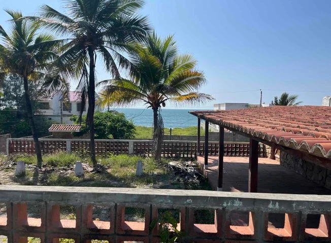 Terreno en venta en Santa Elena, Santa Elena