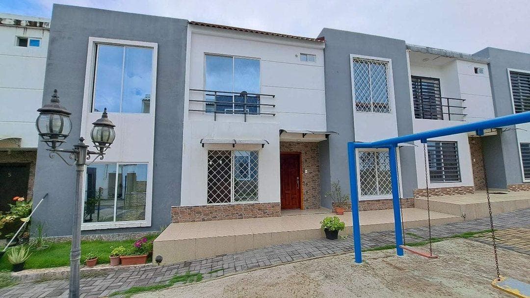 Casa en venta en Manta, Manabí
