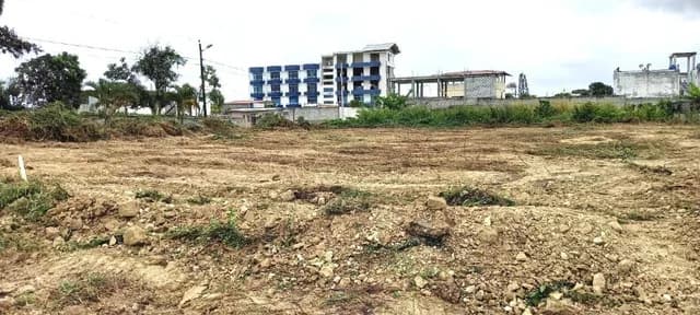 Foto de Terreno 1018 m² Esquinero, Independiente en Tonsupa, Esmeraldas