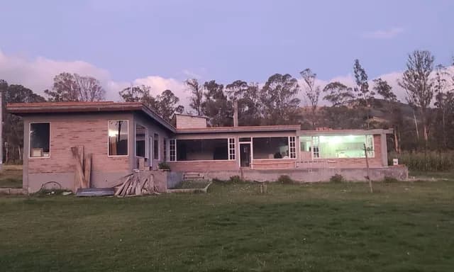 Foto de Cayambe - Terreno en Venta - Sector Geodésico Mitad del Mundo
