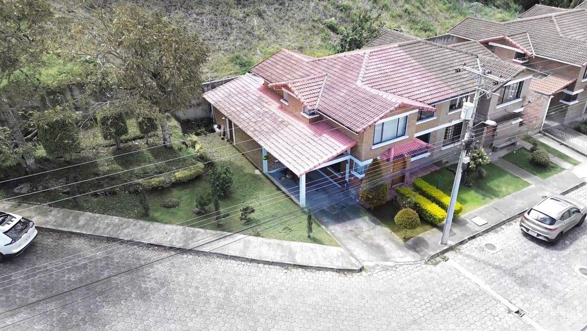 Casa en venta en Ibarra, Imbabura