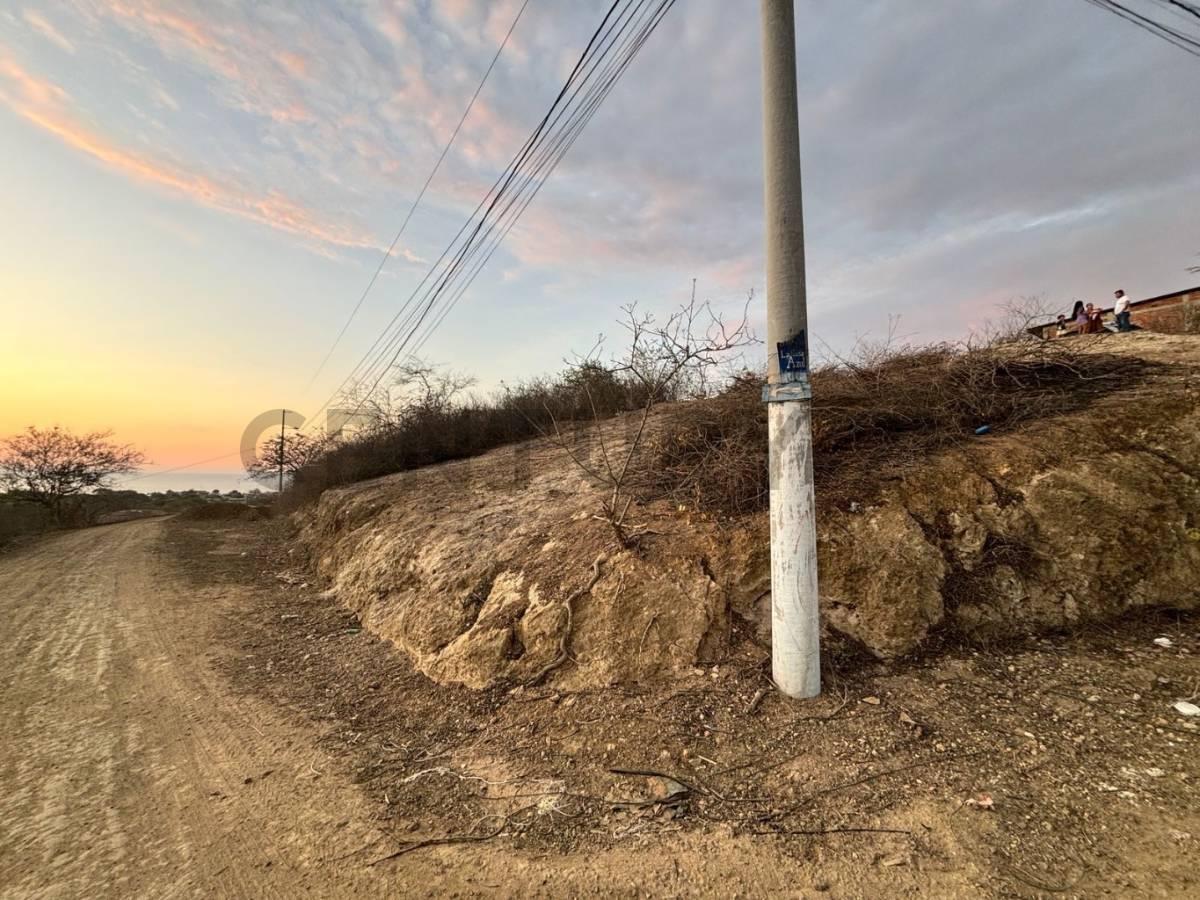 Terreno en venta en Puerto López, Manabí