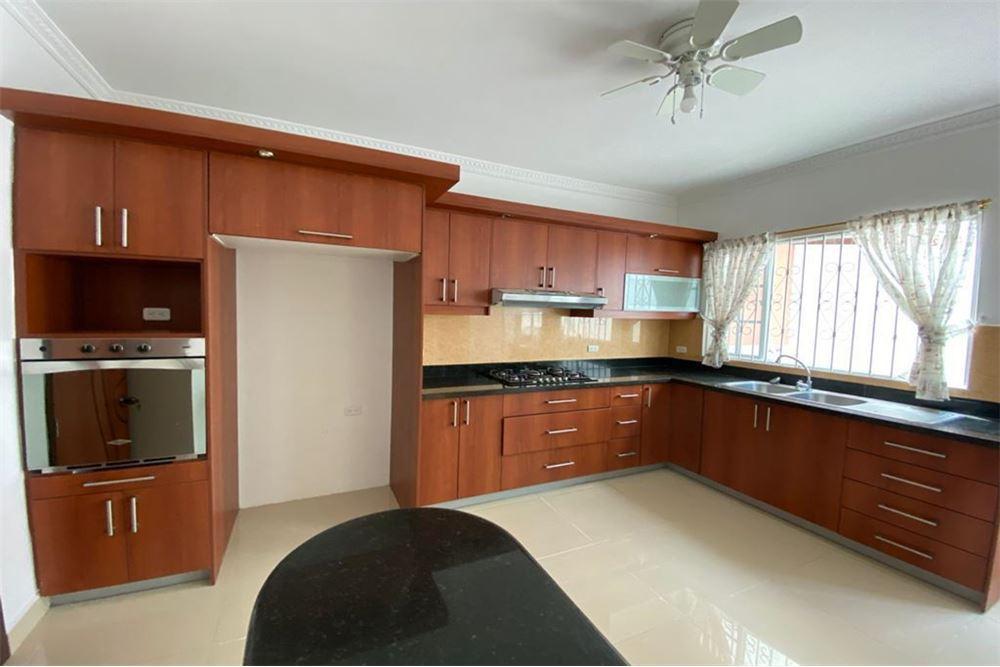 Casa en venta en Manta, Manabí