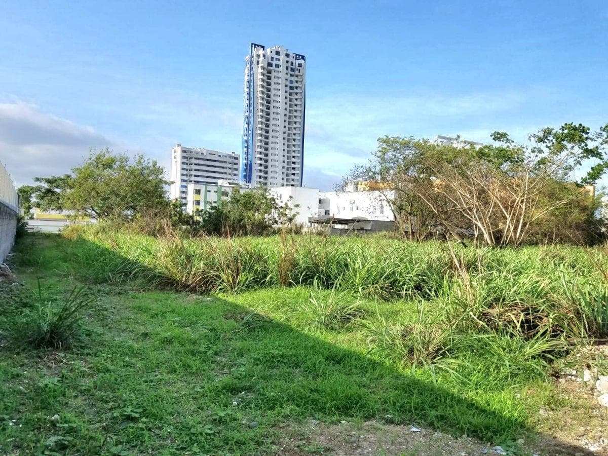 Terreno en venta en Atacames, Esmeraldas