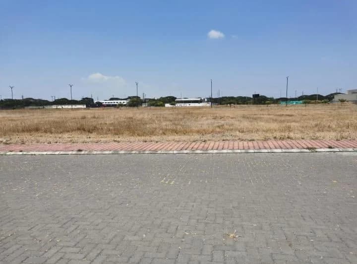 Terreno en alquiler en Daule, Guayas