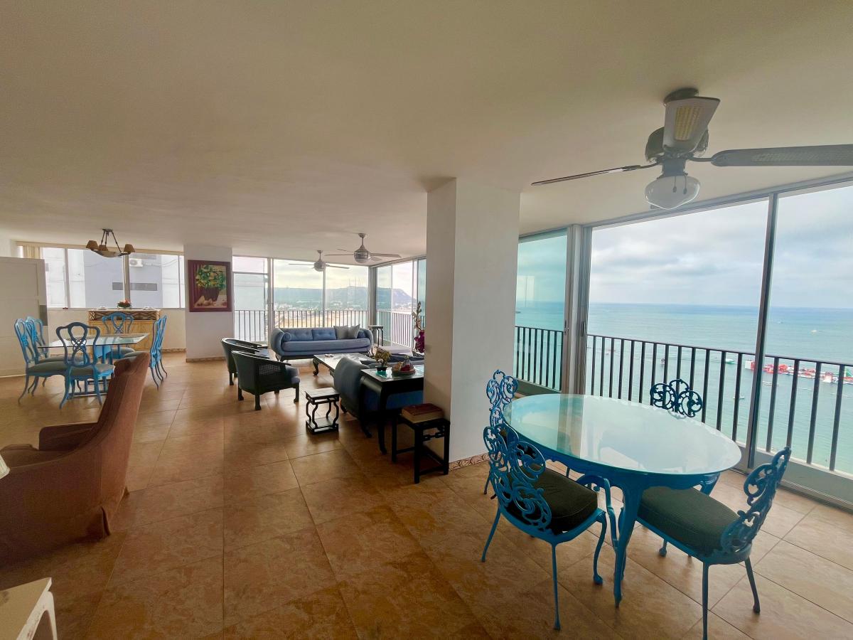 Apartamento en venta en Salinas, Santa Elena