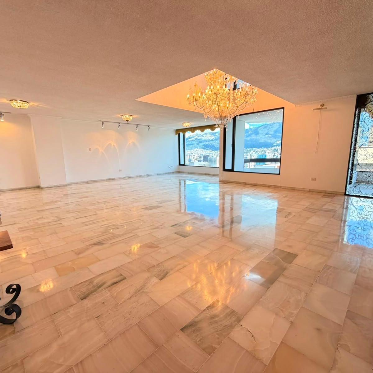 Apartamento en venta en Quito, Pichincha