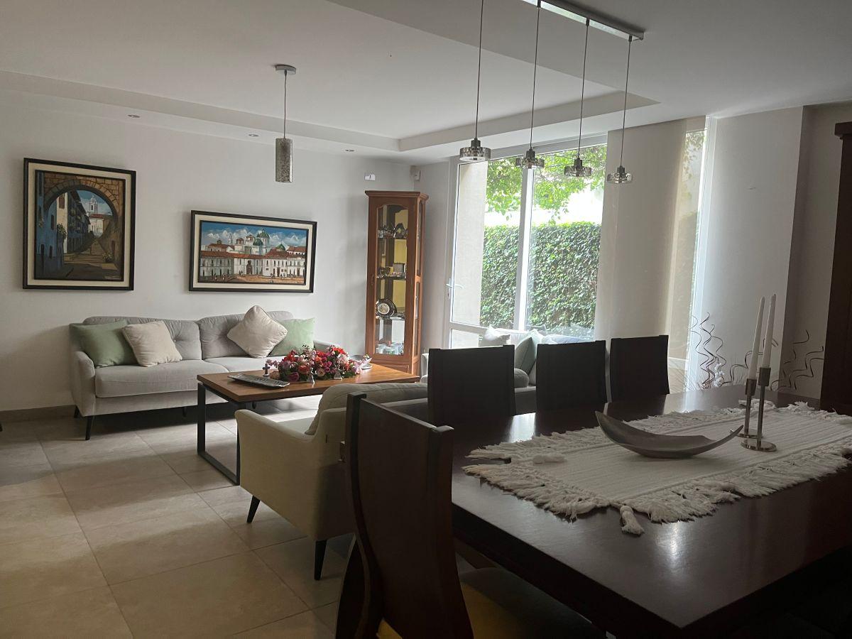 Apartamento en venta en Quito, Pichincha