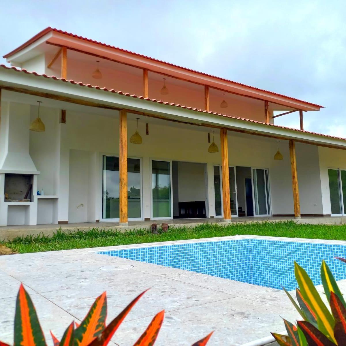 Casa en venta en Santa Elena, Santa Elena