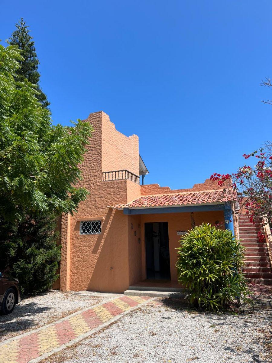 Casa en venta en Santa Elena, Santa Elena