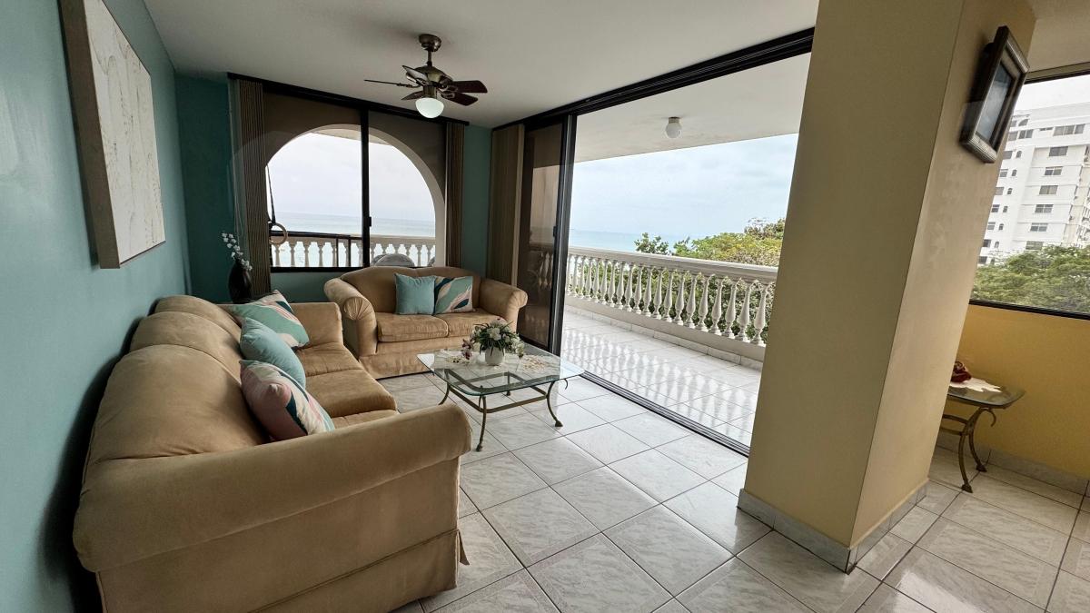 Apartamento en venta en Salinas, Santa Elena