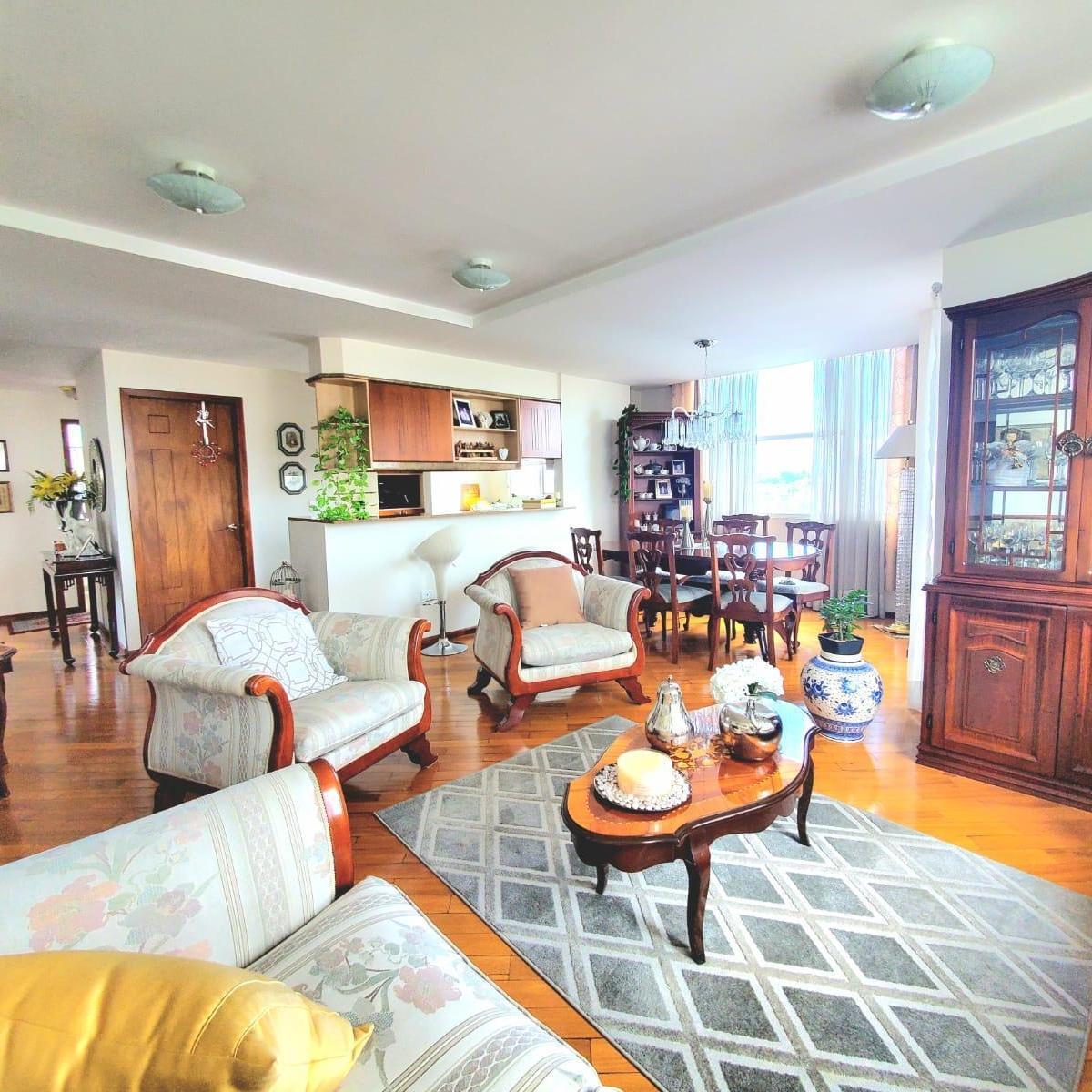 Apartamento en venta en Quito, Pichincha