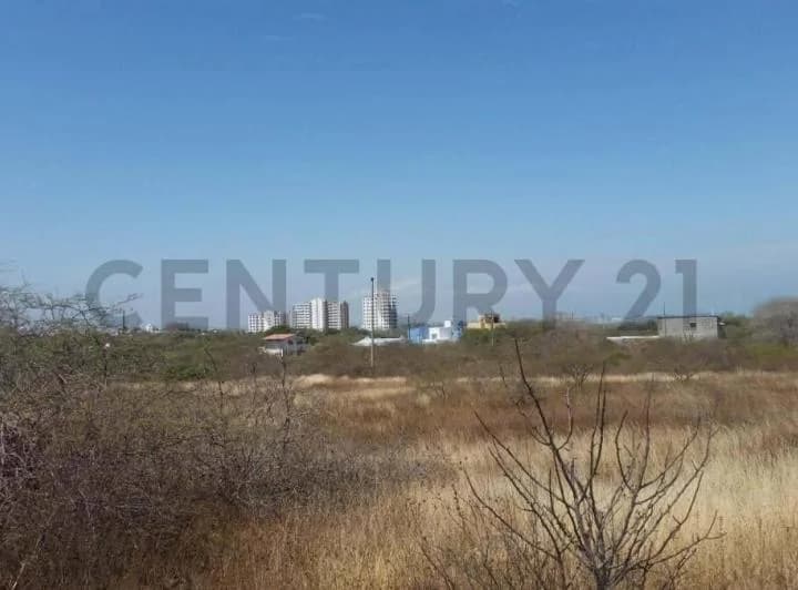 Terreno en venta en Playas, Guayas