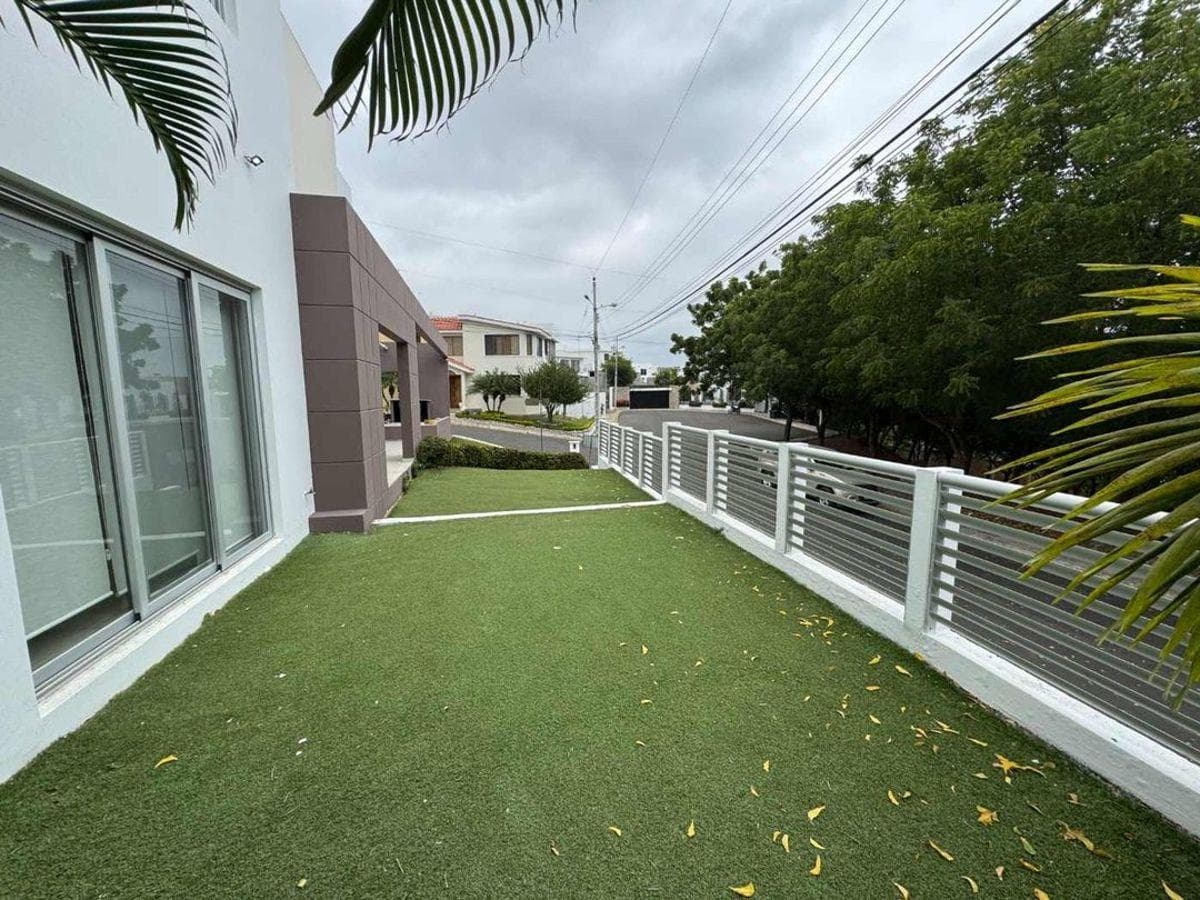 Casa en venta en Manta, Manabí