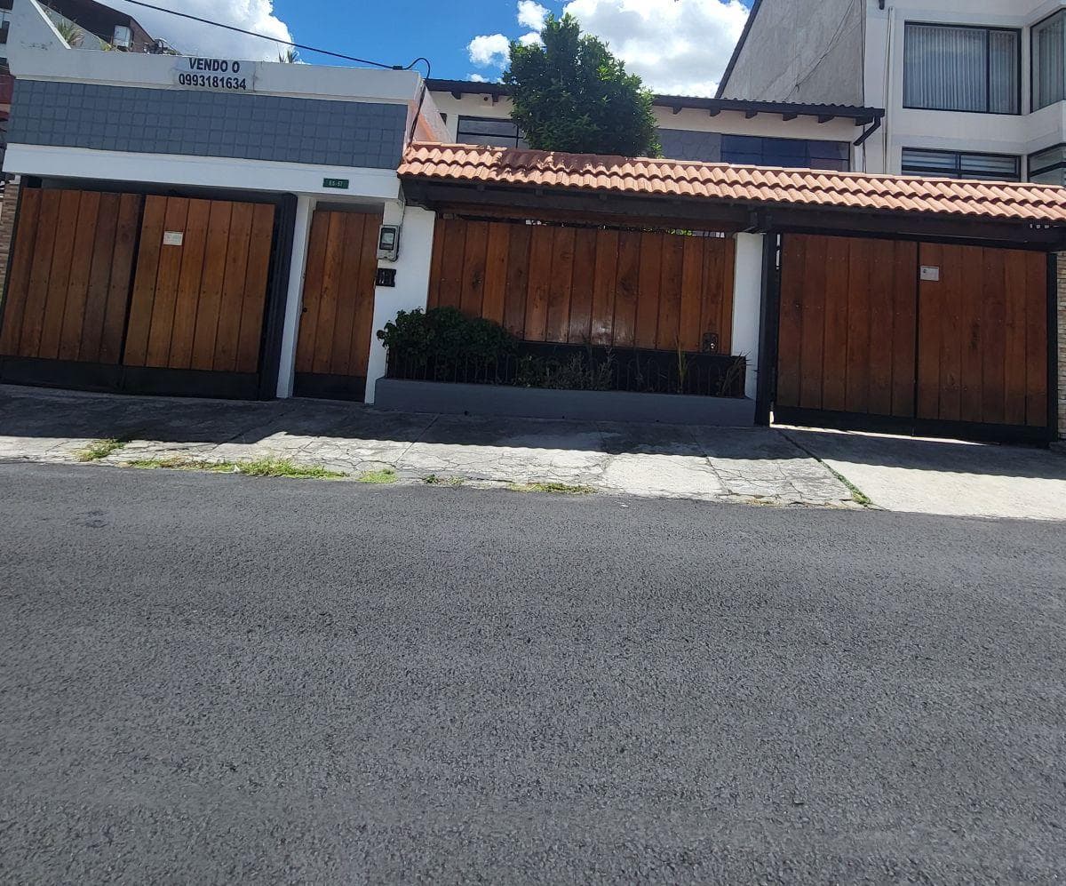 Casa en venta en Quito, Pichincha