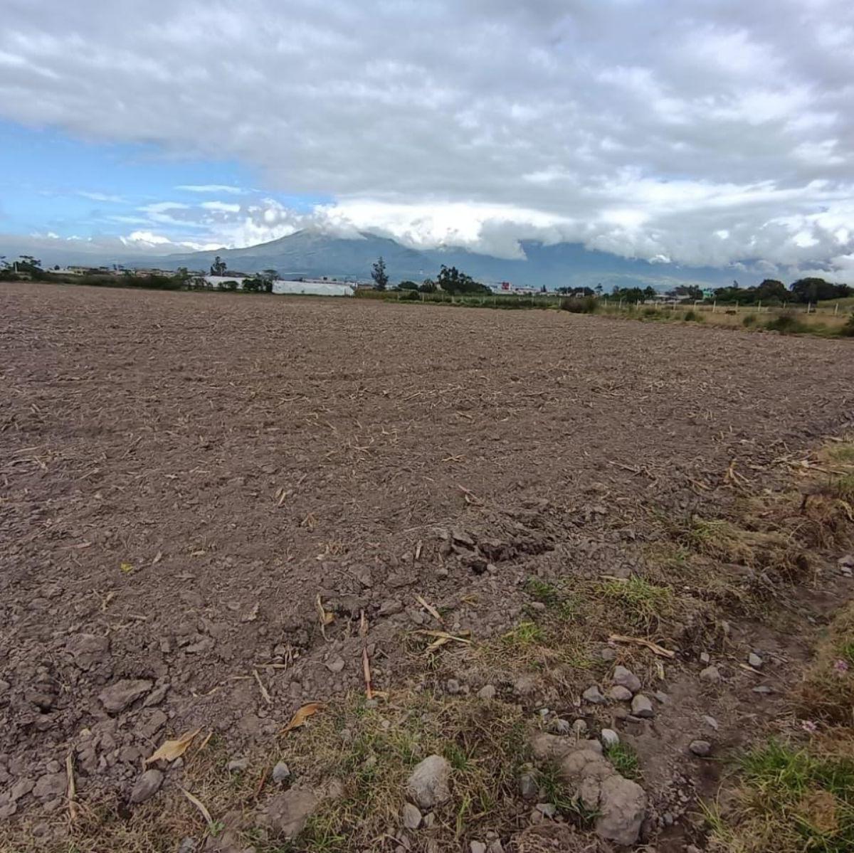 Terreno en venta en Antonio Ante, Imbabura