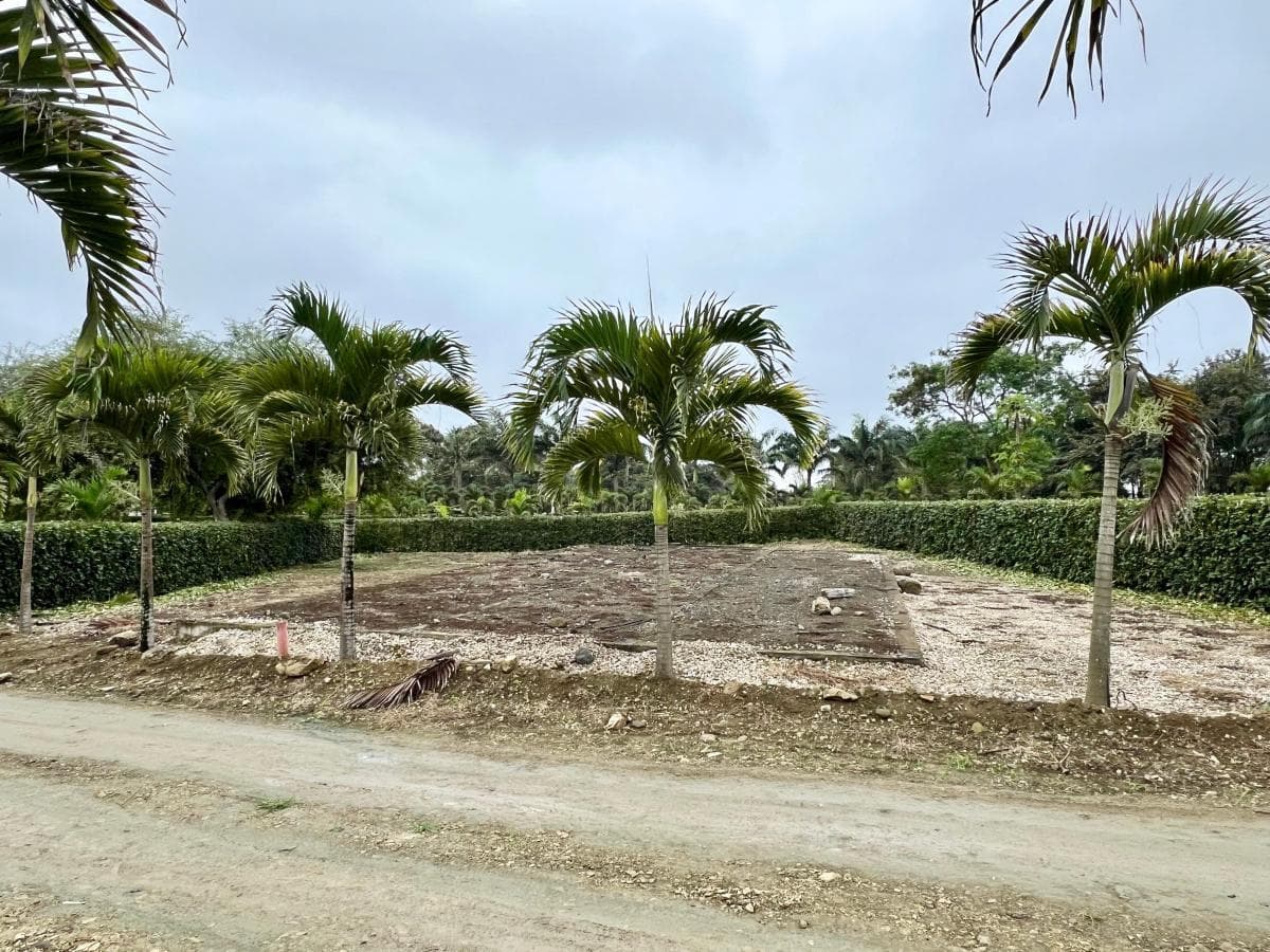 Terreno en venta en Puerto López, Manabí
