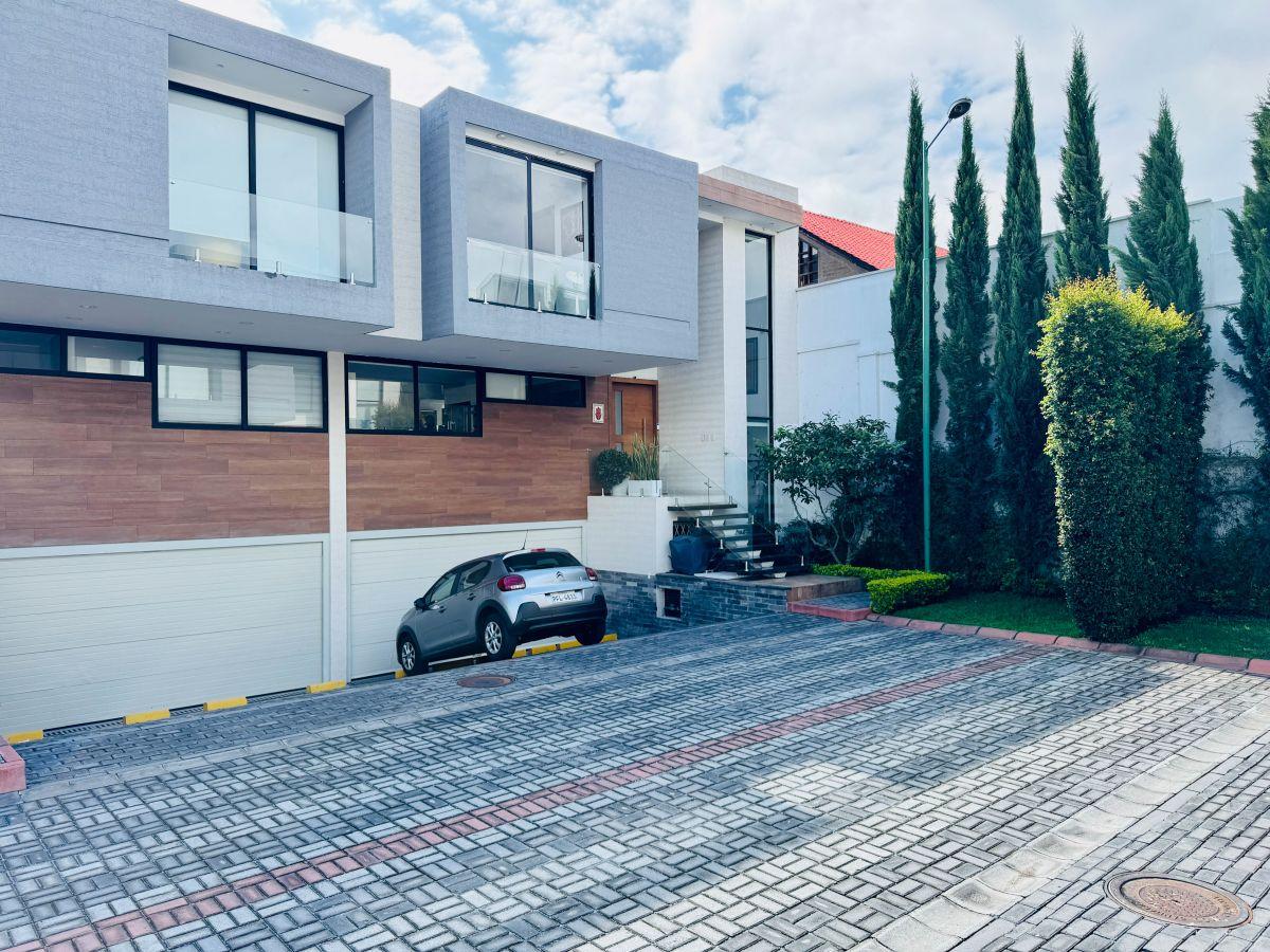 Casa en venta en Quito, Pichincha