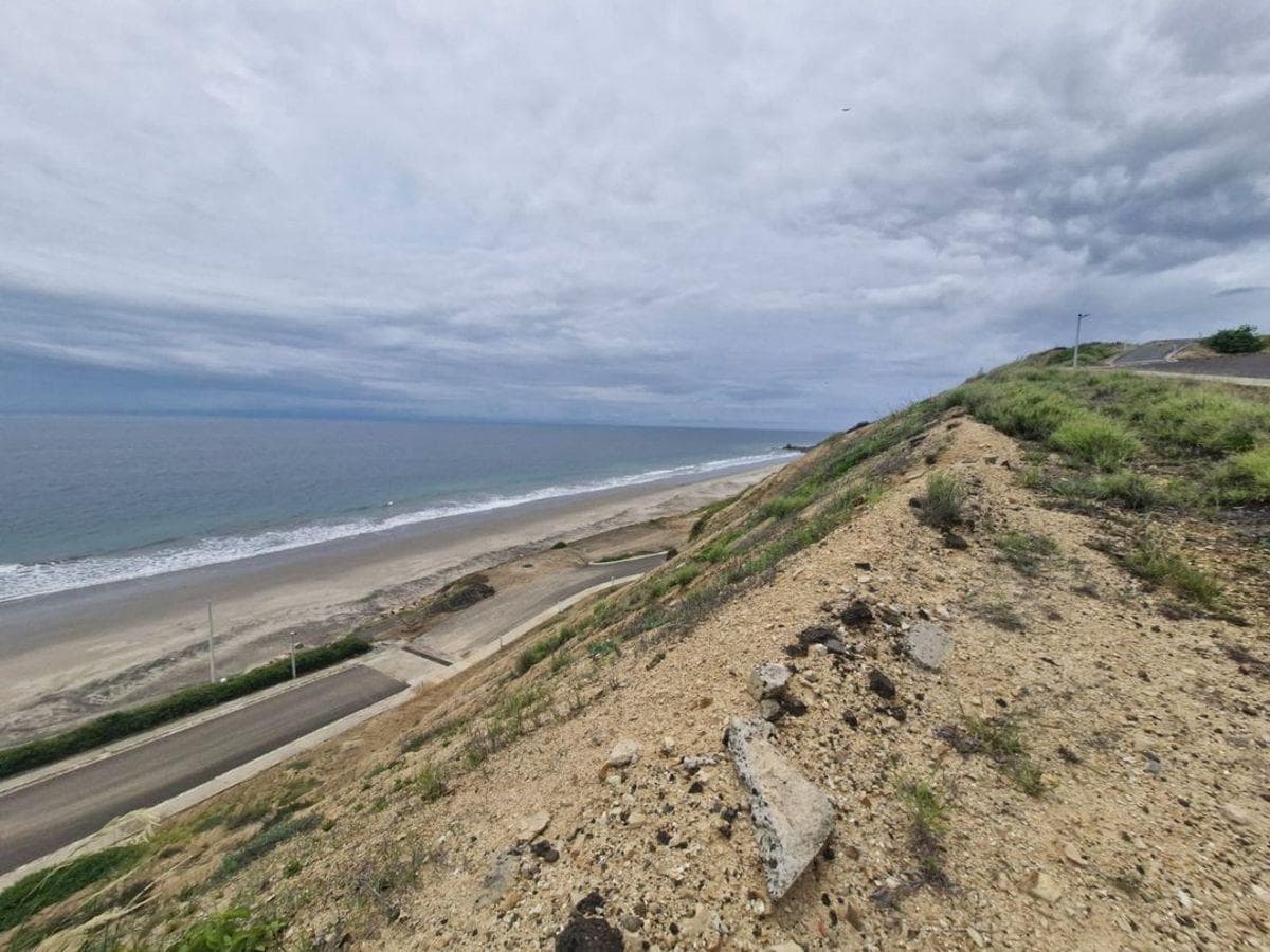 Terreno en venta en Manta, Manabí