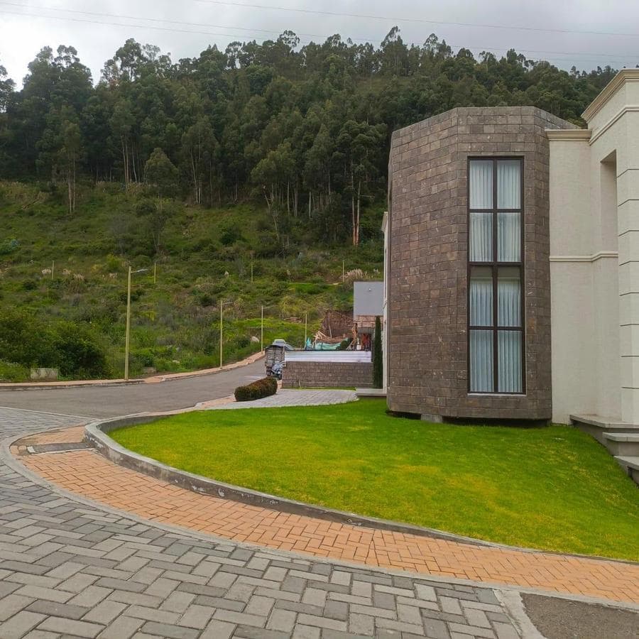 Terreno en venta en Ambato, Tungurahua