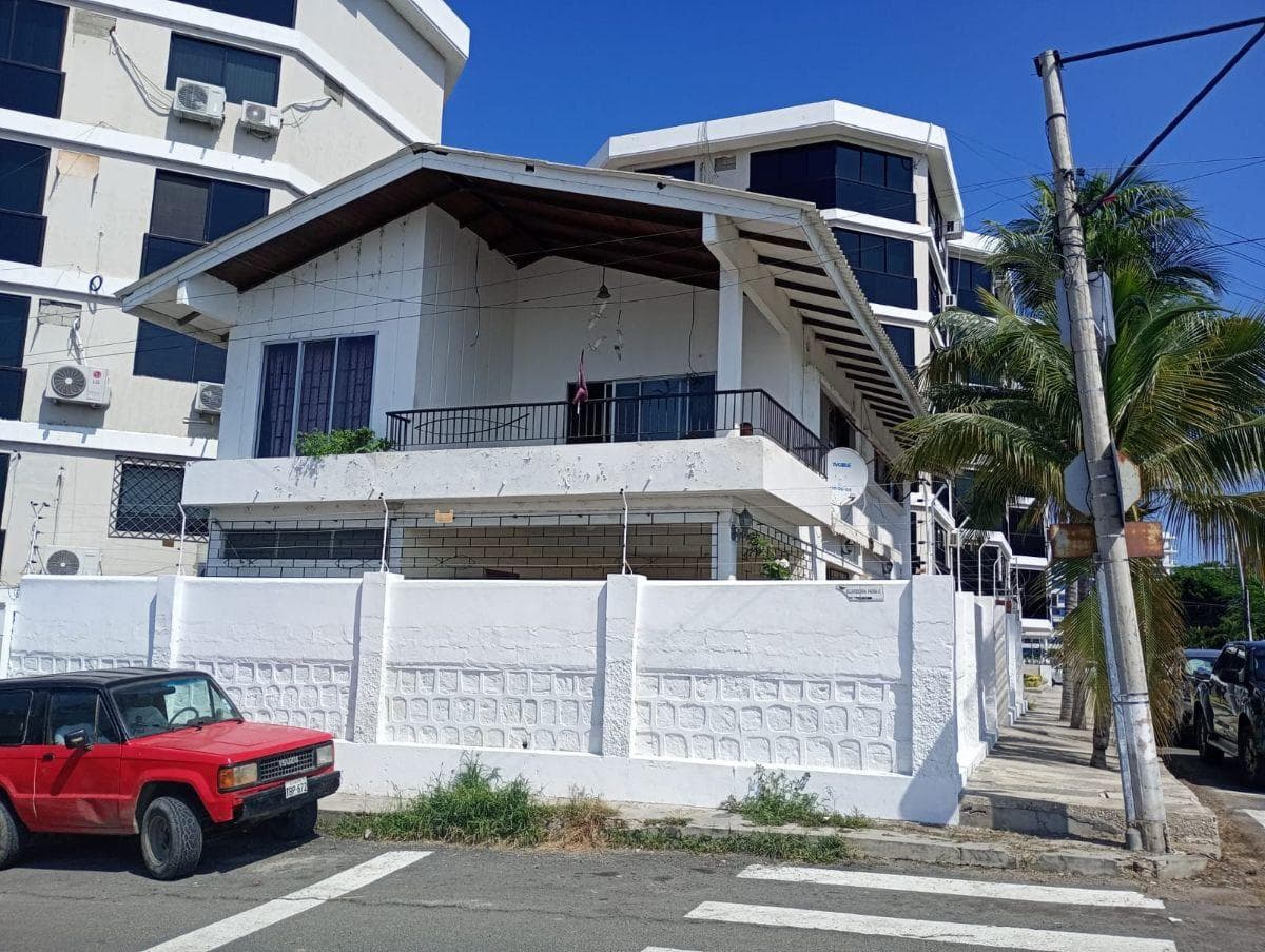 Casa en venta en Salinas, Santa Elena