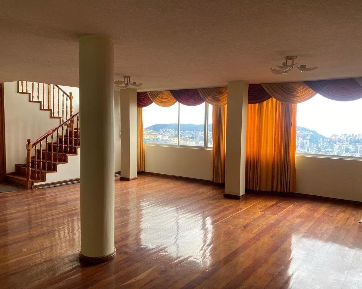Casa en venta en Quito, Pichincha