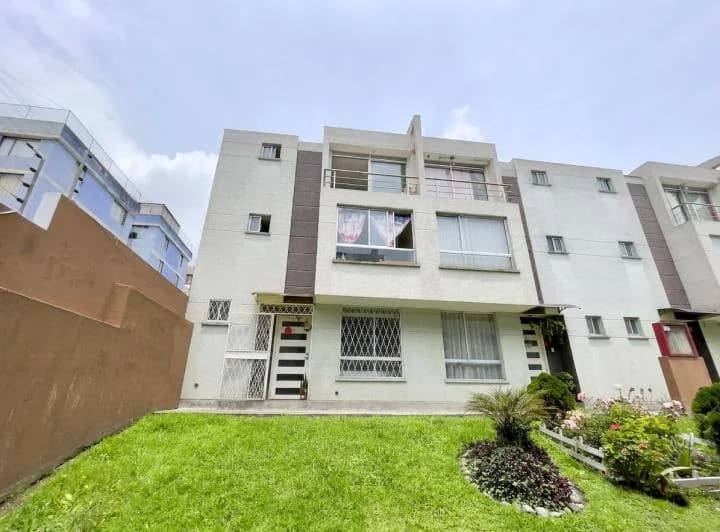 Casa en venta en Quito, Pichincha