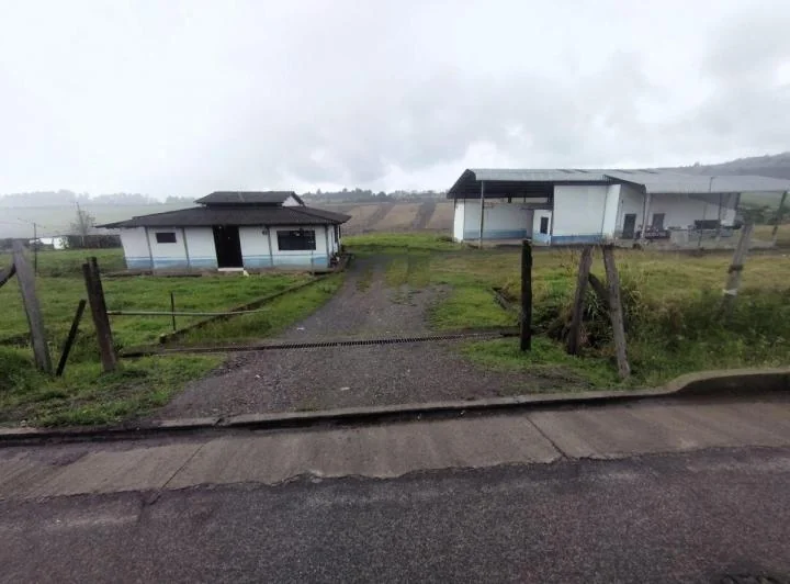 Terreno en venta en Montúfar, Carchi