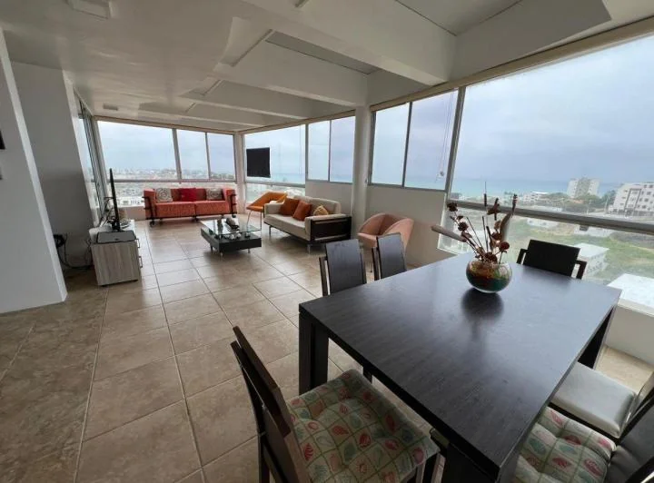 Apartamento en venta en Punta Blanca, Santa Elena