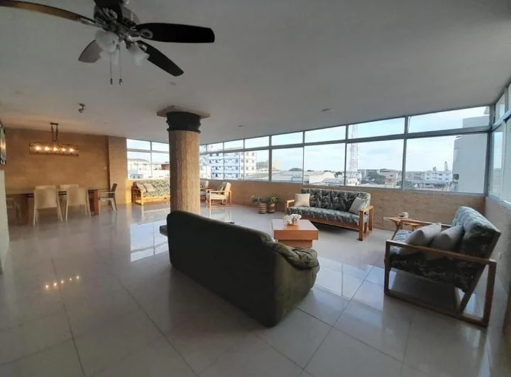 Apartamento en venta en Salinas, Santa Elena