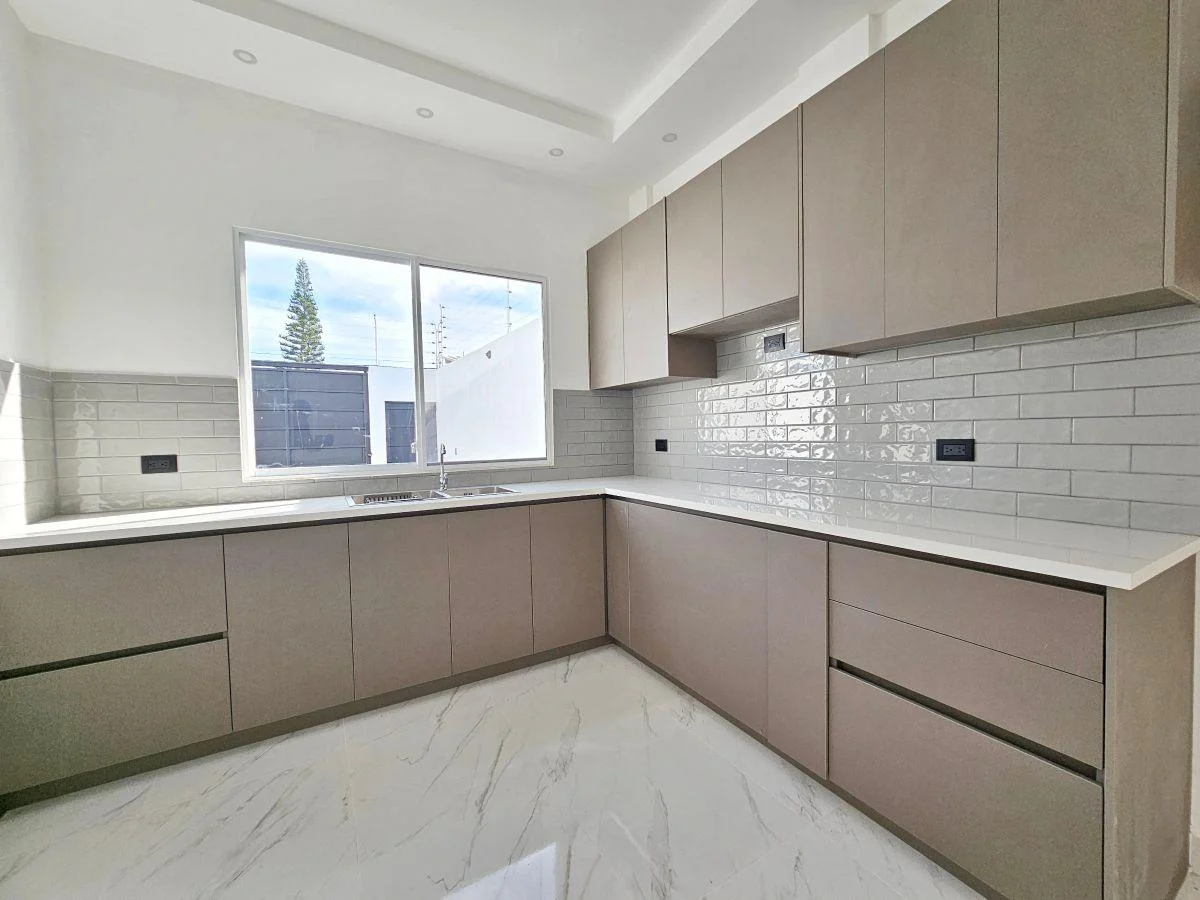 Casa en venta en Salinas, Santa Elena