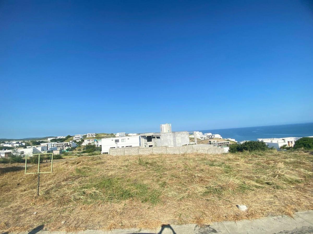 Terreno en venta en Manta, Manabí