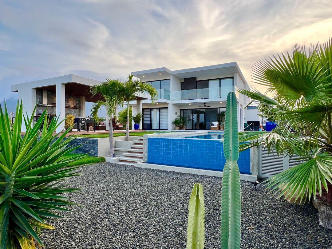 Casa en venta en Montecristi, Manabí