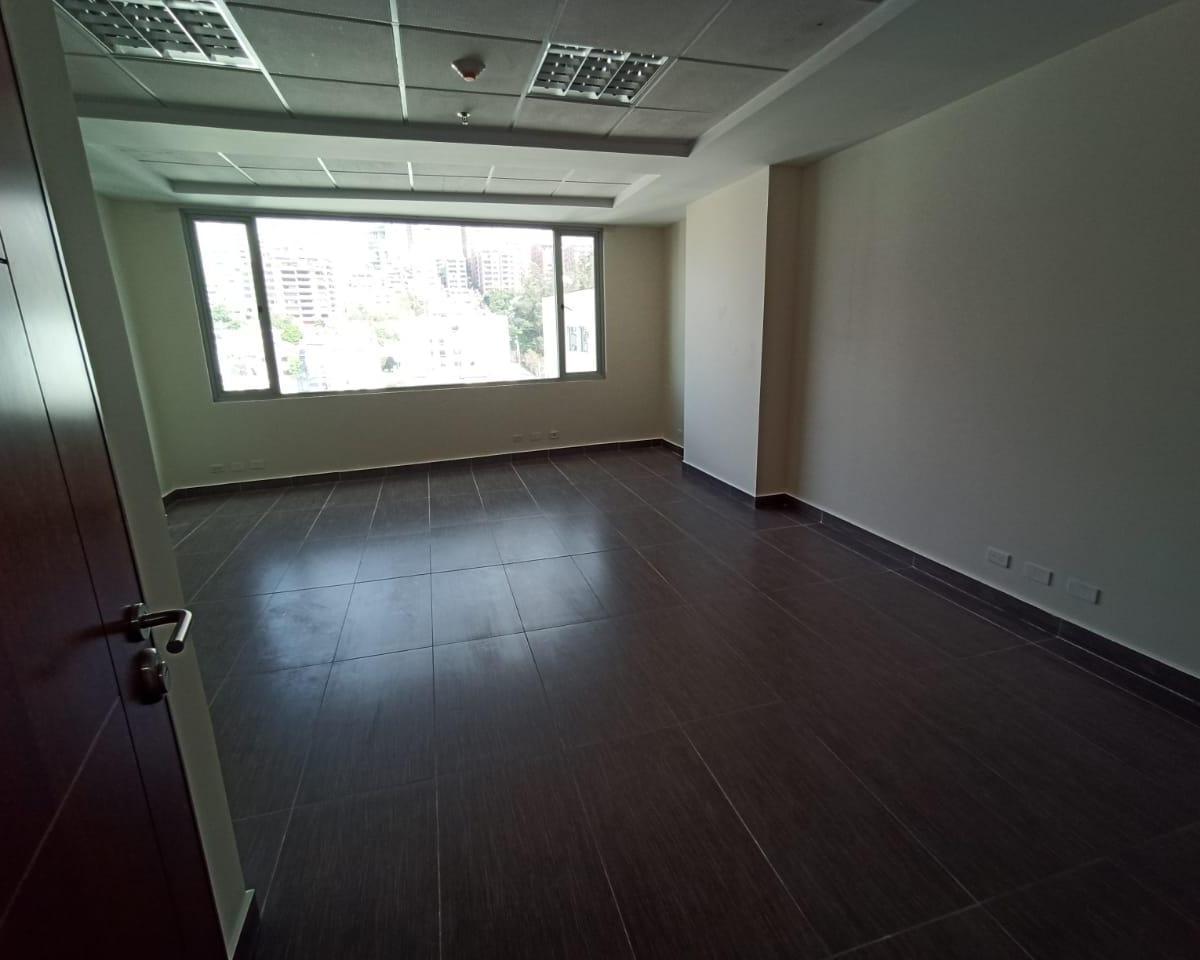 Comercial en venta en Quito, Pichincha