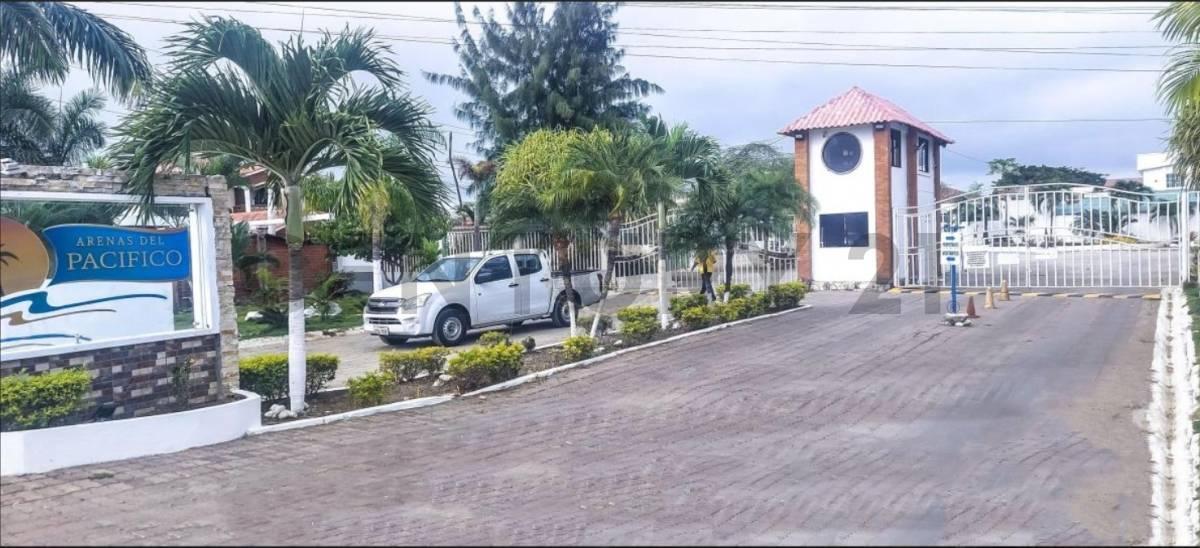 Terreno en venta en Playas, Guayas